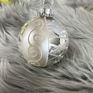 Vintage C & D Hand-Crafted Mercury Glass Christmas Ornament  Silver Glitter